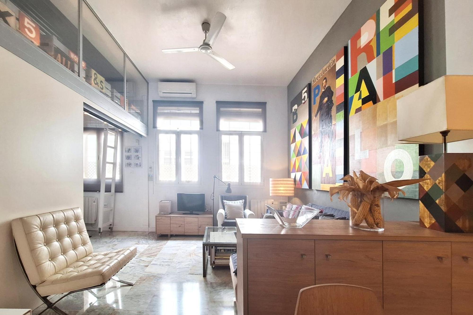 Modern Loft In The Heart Of